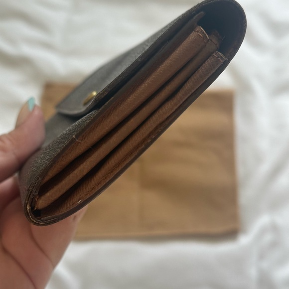 Authentic Louis Vuitton Wallet - Picture 12 of 12